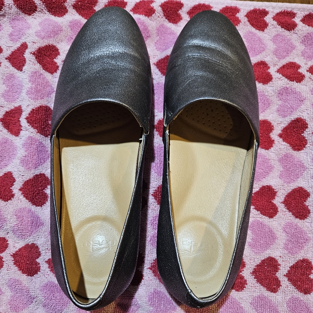 Dansko Metallic Black/Gray Women's Loafers Size 40